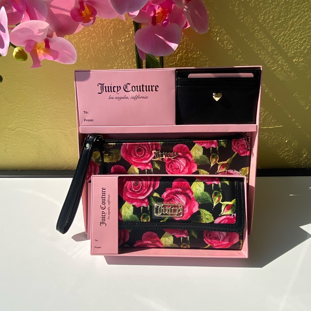 NEW Juicy Couture Floral Wristlet Gift Set and Wallet